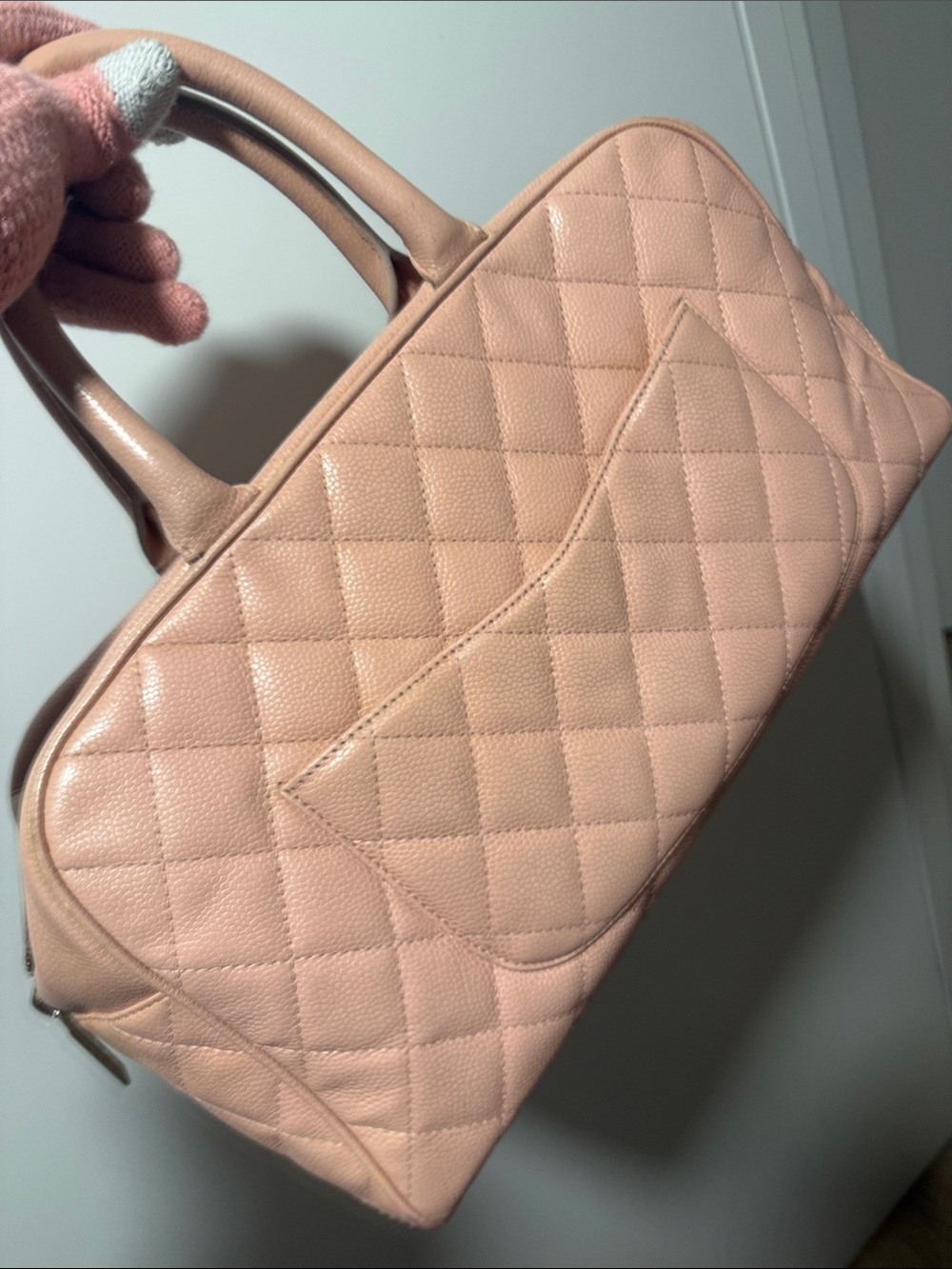 Chanel pink quilted caviar leather bowling bag - Picture 13 of 17